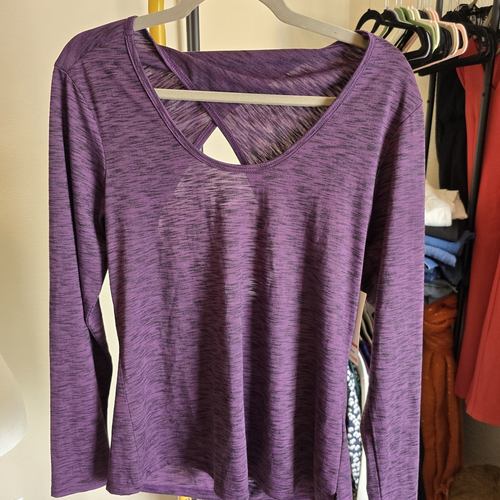 Marika NWT Medium Heathered Purple Long Sleeve Top